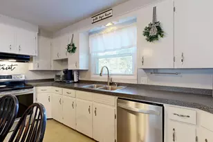 178 Golder Rd, Lewiston, ME 04240 - Photo 8