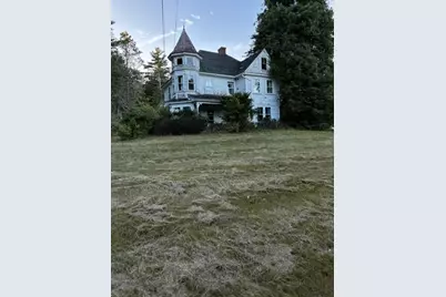 43 N Sedgwick Road, Sedgwick, ME 04676 - Photo 2