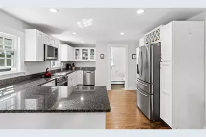 61 Pleasant Street, Brunswick, ME 04011 - Photo 14