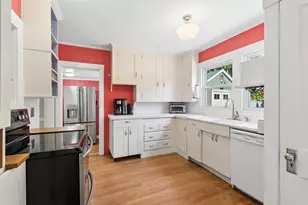 16 Newman St, Portland, ME 04103 - Photo 16