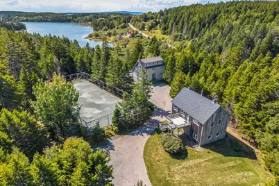 7 Minturn Road, Swans Island, ME 04685 - Photo 2
