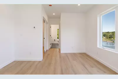 514 Main Street, Eliot, ME 03903 - Photo 14