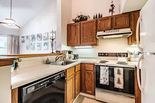 9 Condo Ln, Greenwood, ME 04255 - Photo 12