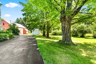 657 Weeks Mills Rd, New Sharon, ME 04955 - Photo 14