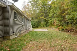22 Triple Leaf Ln, Boothbay, ME 04537 - Photo 16