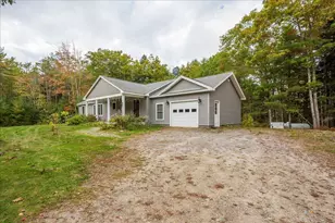 22 Triple Leaf Ln, Boothbay, ME 04537 - Photo 4