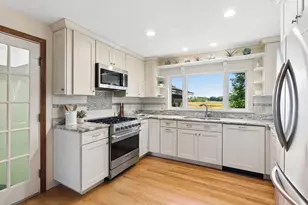 20 Winnocks Neck Rd, Scarborough, ME 04074 - Photo 18