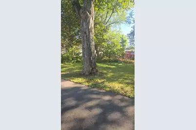 18 Rowell Street, Madison, ME 04950 - Photo 4