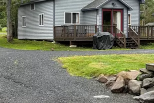 17 Gray Ghost Ln, Rockwood T1 R1 NBKP, ME 04478 - Photo 12