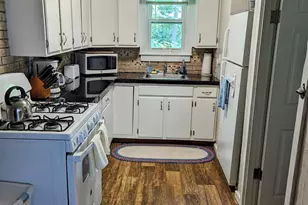 28 Seacliff Ave, Old Orchard Beach, ME 04064 - Photo 28
