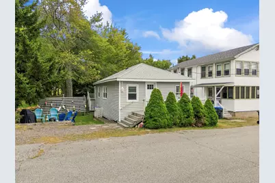 28 Seacliff Avenue, Old Orchard Beach, ME 04064 - Photo 2