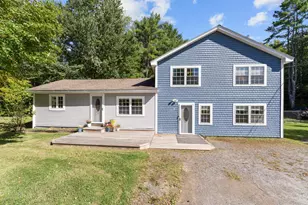 38 Back St, Monmouth, ME 04265 - Photo 1