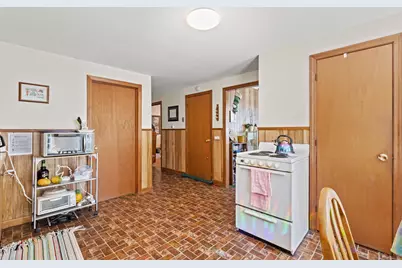 18 Pine Street, Sanford, ME 04083 - Photo 4