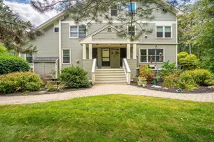 51 Woodland Rd, Cape Elizabeth, ME 04107 - Photo 2