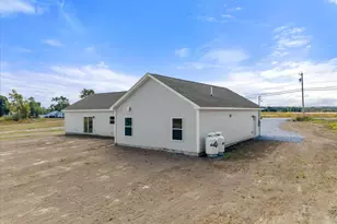 375 Pushaw Rd, Bangor, ME 04401 - Photo 2