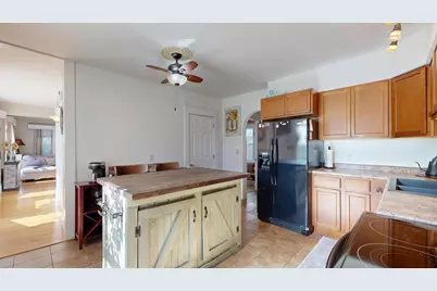 401 College Street, Lewiston, ME 04240 - Photo 6
