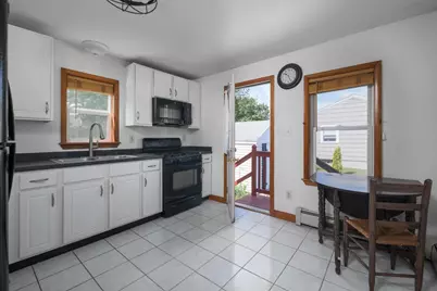 36 Stevenson Road, Kittery, ME 03904 - Photo 8