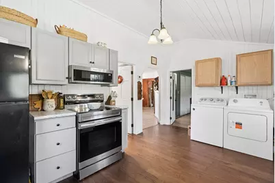 977 Main Street, Waterboro, ME 04087 - Photo 18