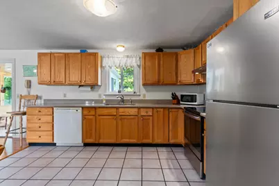 106 Caron Street, Portland, ME 04103 - Photo 12