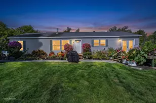 14 Simmons Ln, Levant, ME 04456 - Photo 1