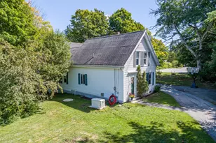 58 School St, Waldoboro, ME 04572 - Photo 4