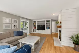 8 Fox Run Rd, Falmouth, ME 04105 - Photo 22