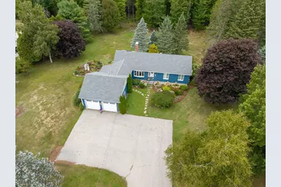 2072 Skyway Valley, Hermon, ME 04401 - Photo 2