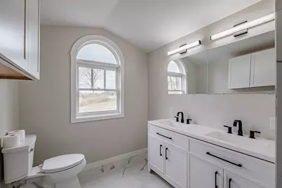 33 South Pleasant Street, Bowdoinham, ME 04008 - Photo 18