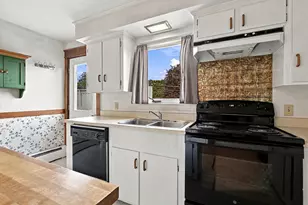 124 Silver St, Waterville, ME 04901 - Photo 36