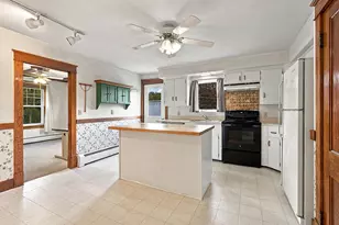 124 Silver St, Waterville, ME 04901 - Photo 34