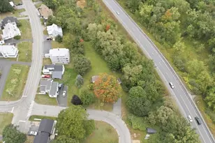 262 Linnell St, Rumford, ME 04276 - Photo 14