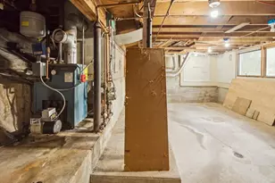 249 Grove St, Lewiston, ME 04240 - Photo 42