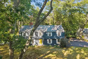 18 Broad Cove Rd, Cape Elizabeth, ME 04107 - Photo 1