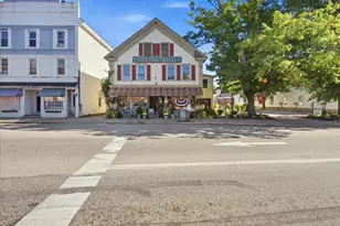 9 Market Sq, Paris, ME 04281 - Photo 2