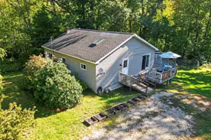 201 Mast Hill Rd, Bucksport, ME 04416 - Photo 2