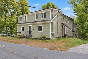 165 Middle St, Farmington, ME 04938 - Photo 1