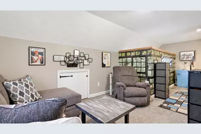 139 Broadway #22, South Portland, ME 04106 - Photo 16