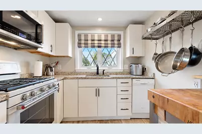 139 Broadway #22, South Portland, ME 04106 - Photo 8