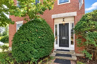 156 York St, Portland, ME 04101 - Photo 2