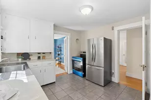 26 Motley St, Portland, ME 04102 - Photo 16