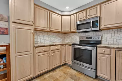 60 Stratford Place #60, Kennebunk, ME 04043 - Photo 24