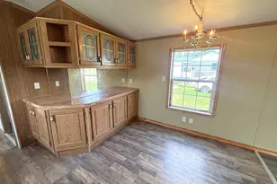 10 Elwood Dr, Clinton, ME 04927 - Photo 10