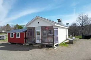 7 Park St, Springfield, ME 04487 - Photo 2