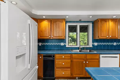 362 Gray Road, Falmouth, ME 04105 - Photo 10