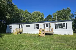 29 Lilac Ln, Augusta, ME 04330 - Photo 2