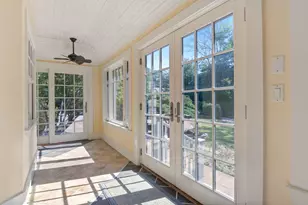 425 York St, York, ME 03909 - Photo 14