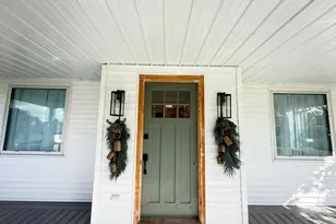 27 Dudley St, Presque Isle, ME 04769 - Photo 6