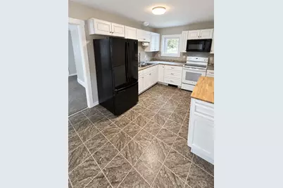 70 High Street, Fairfield, ME 04937 - Photo 6