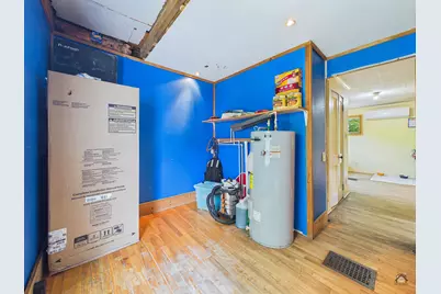 25 Taylor Street, Augusta, ME 04330 - Photo 16
