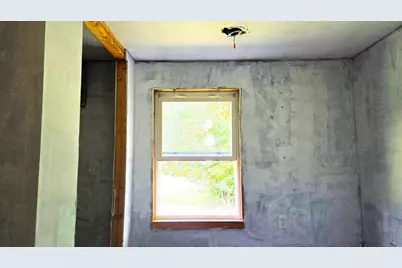 162 Davis Road, Fairfield, ME 04937 - Photo 8